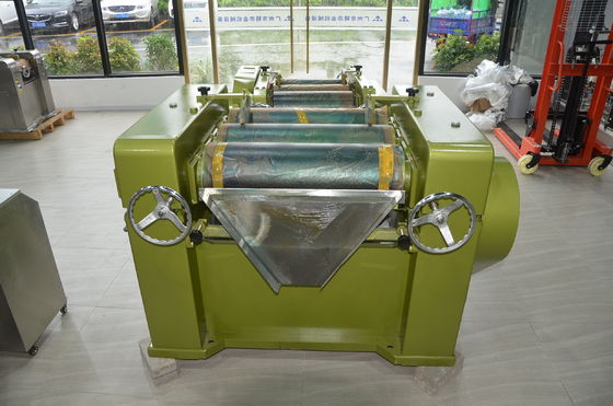 ماشین خرد کردن رژ لب آزمایشگاه S200 ماشین خرد کردن سه رولر